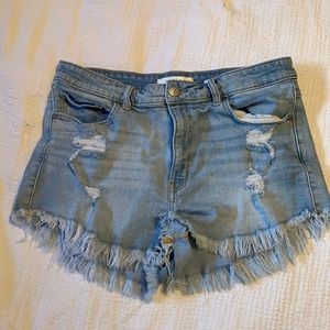 Women’s Eunina light wash denim shorts